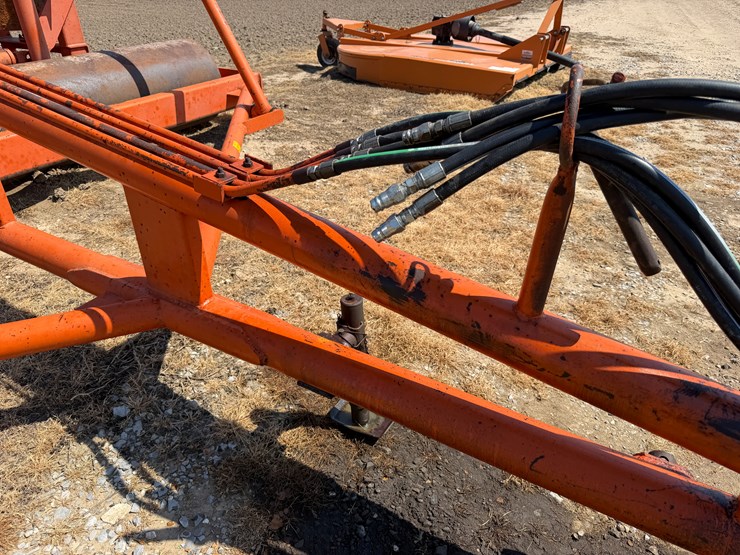 #40315-•-fair-oaks-30'-smooth-roller-217-image-24