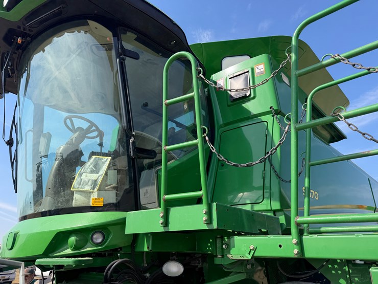 2014-john-deere-s670-image-28