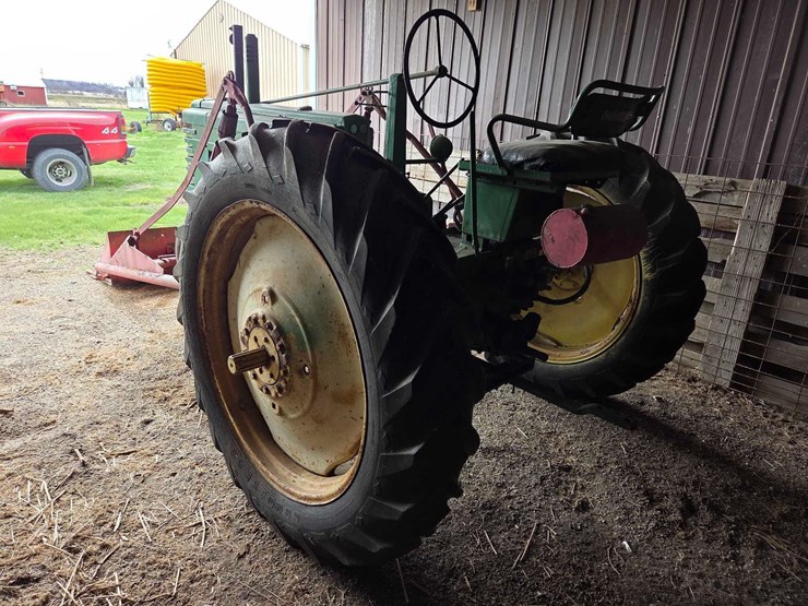 john-deere-b-image-30