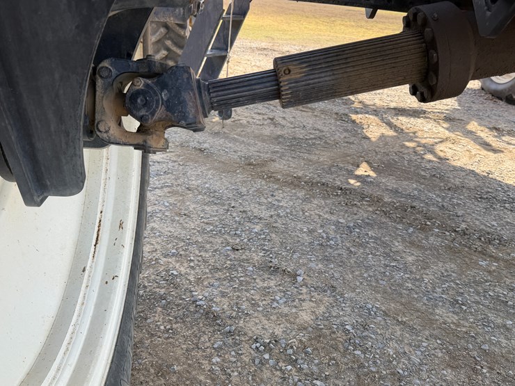 2011-apache-as1020-image-41