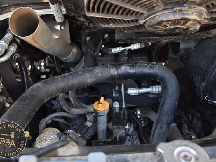 2020-takeuchi-tl8r2-image-33