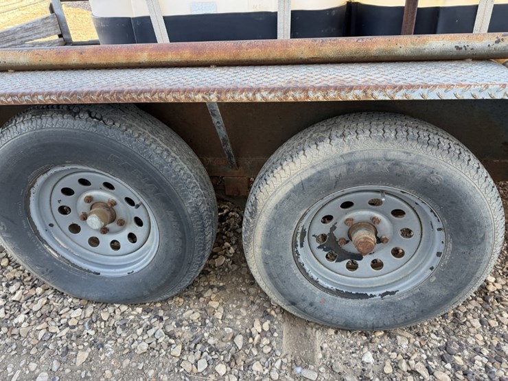 2006-maxey-16'-x-image-4