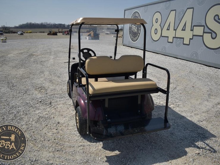 2022-e-z-go-txt-42715-image-4