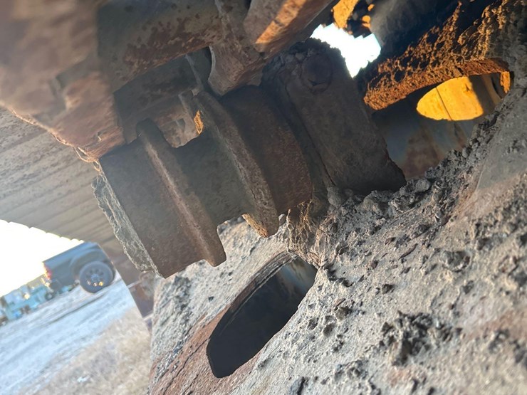 2013-volvo-ec300d-lr-image-9