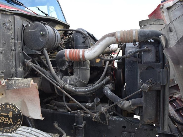 1993-international-8200-image-27