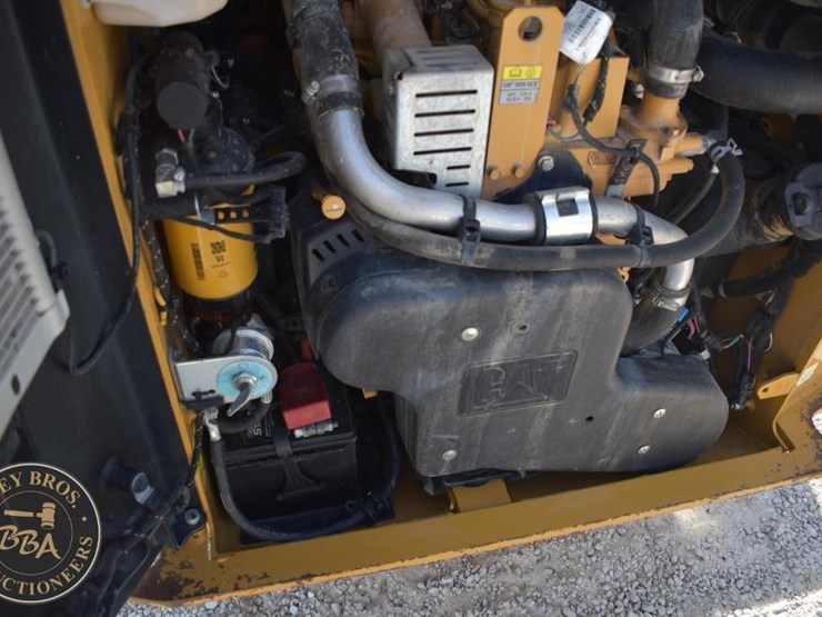 2023-caterpillar-259d3-image-33