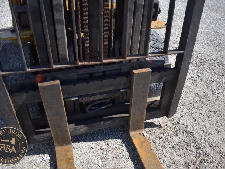 1995-caterpillar-dp40-image-19