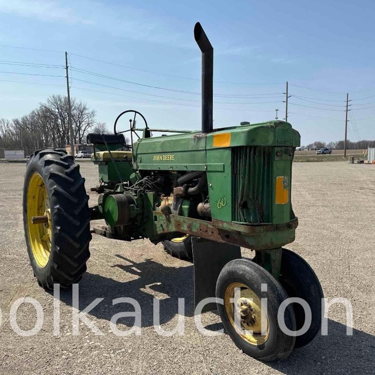 JOHN DEERE 60