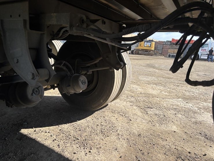 2012-great-dane-reefer-van-image-27