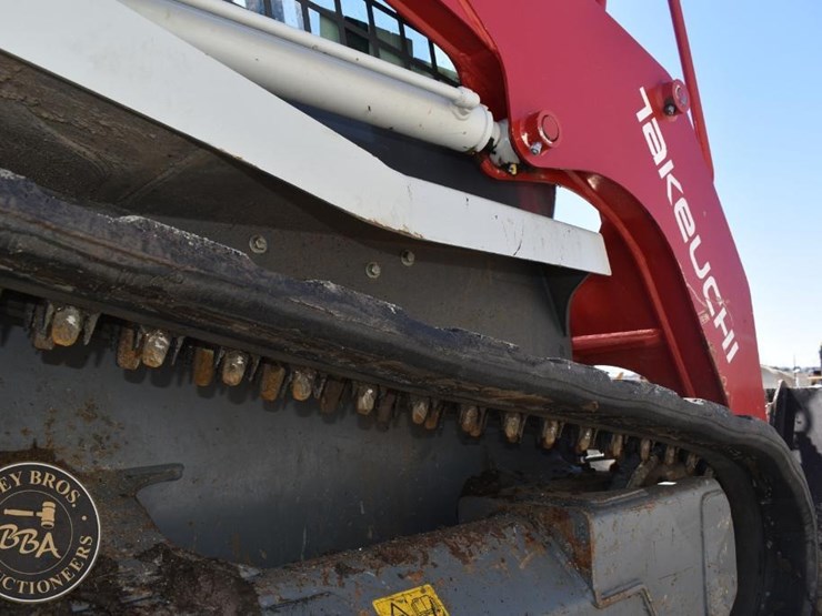 2020-takeuchi-tl8r2-image-41