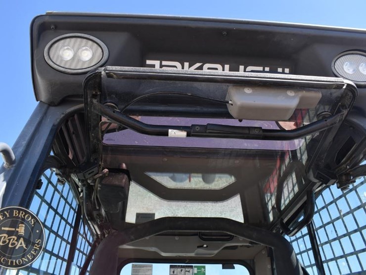 2020-takeuchi-tl8r2-image-46