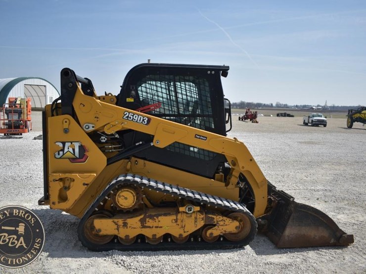 2023-caterpillar-259d3-image-10