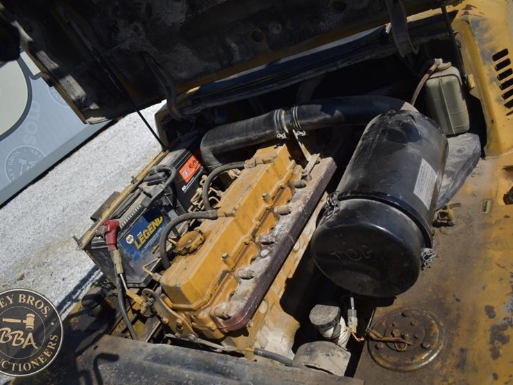 1995-caterpillar-dp40-image-29