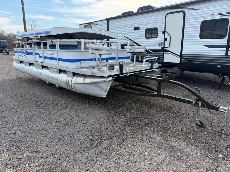 #34-•-20'-pontoon-boat-image-1