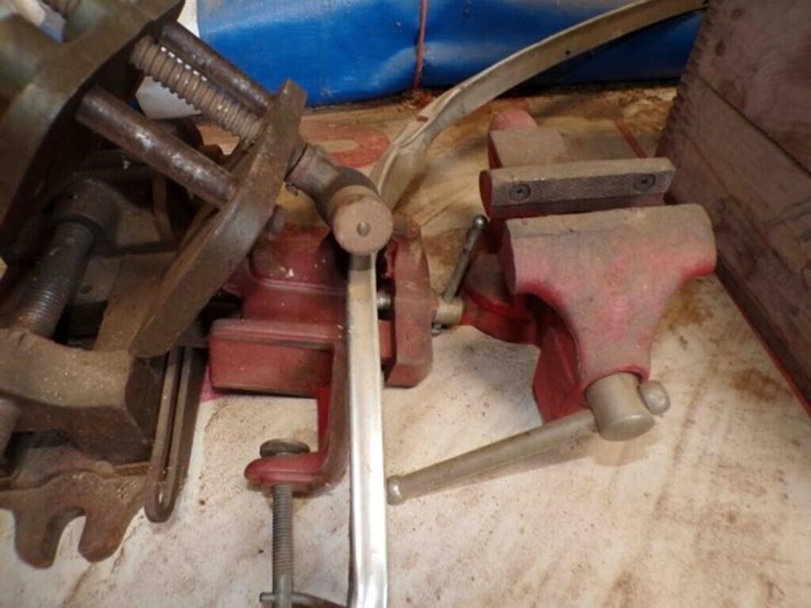 several-vises-image-2