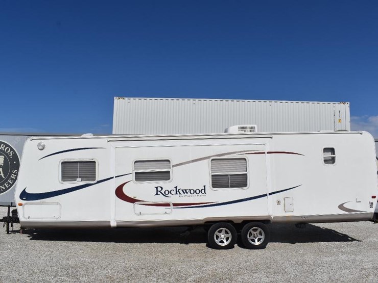 2008-forest-river-rockwood-8318ss-42661-image-5