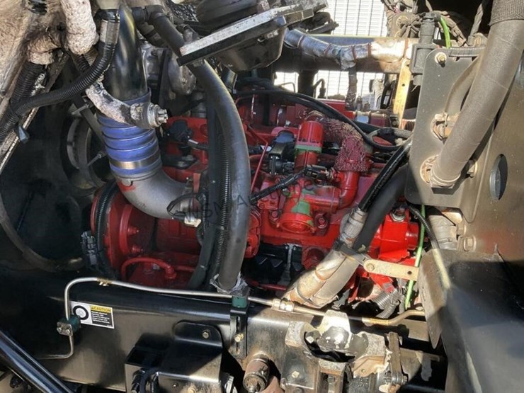 2018-peterbilt-520-image-16