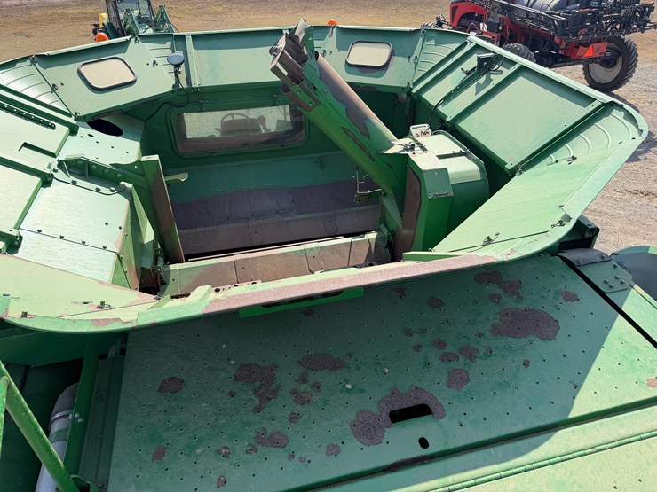 2014-john-deere-s670-image-142