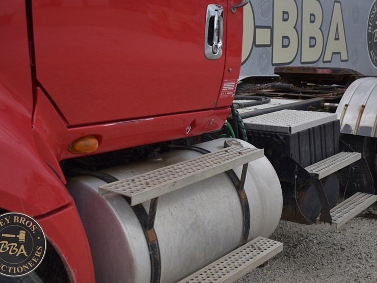 2008-international-prostar-image-13