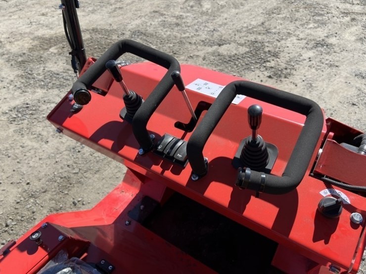 2026-agt-sda-140t-mini-compact-track-loader-image-21