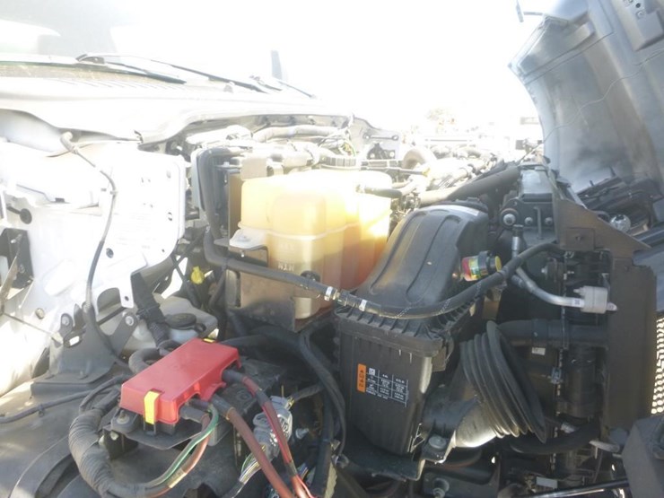 2019-ford-f750-image-18