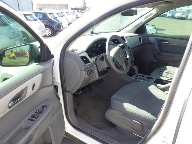 2014-chevrolet-traverse-image-5