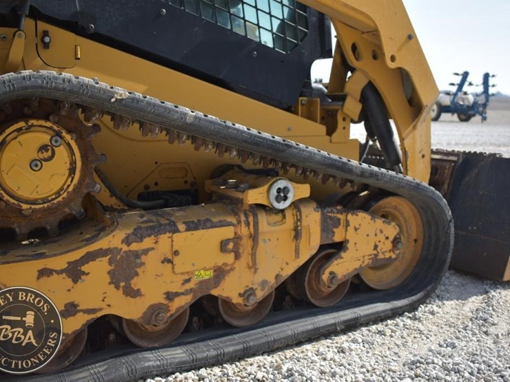 2023-caterpillar-259d3-image-40