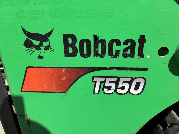 2020-bobcat-t550-image-10