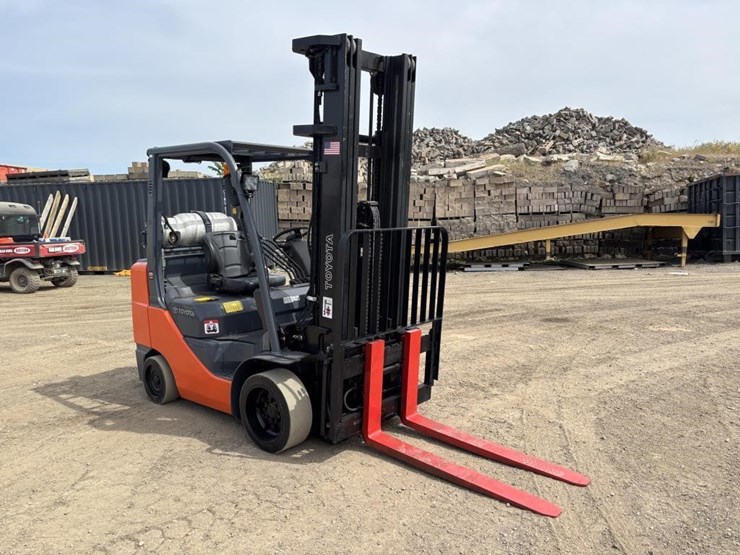 2013-toyota-8fgcu32-image-2