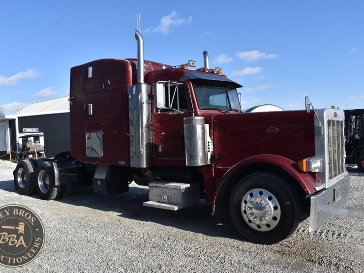 2004-peterbilt-379-image-18