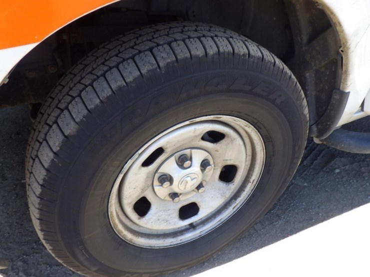 2014-dodge-1500-image-13