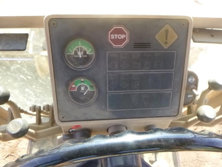 1996-deere-670b-image-29