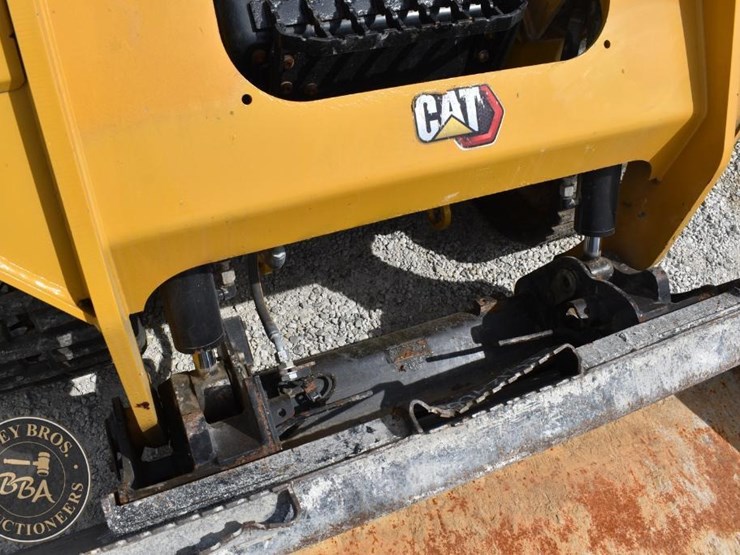 2023-caterpillar-259d3-image-29