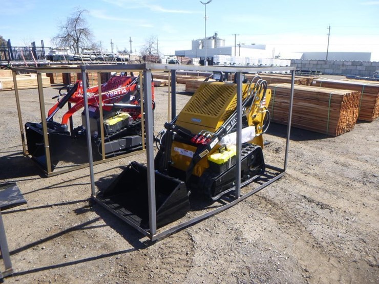 2026-agt-mx-mrt14-skid-steer-track-loader-image-1