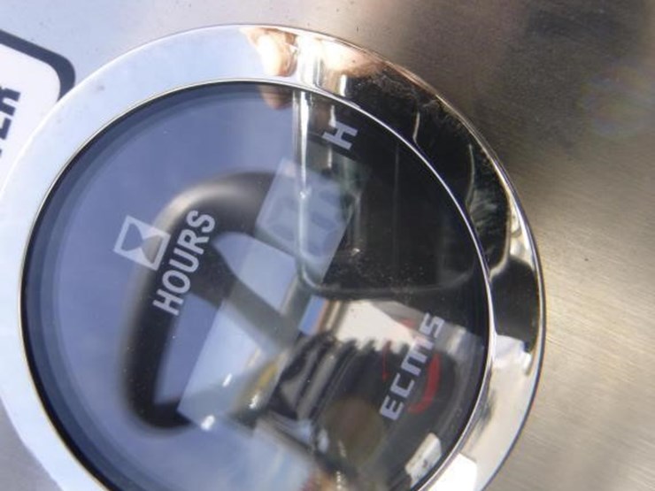 2026-kubota-d1703-image-5