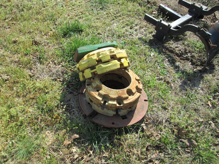 #43952-•-misc.-tractor-wheel-weights-&-front-weights-image-3