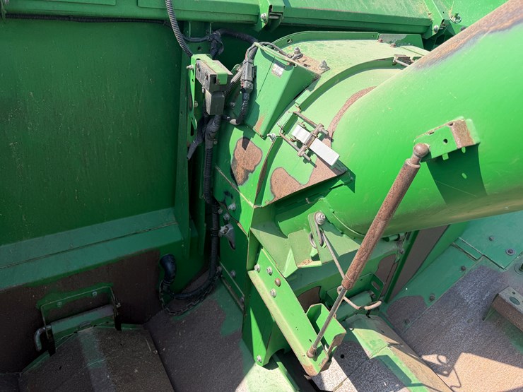 2014-john-deere-s670-image-150