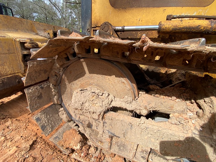 2004-deere-550h-image-14