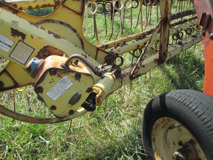 new-holland-256-image-5