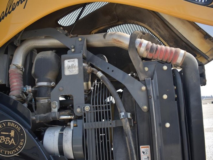 2004-challenger-mt765b-image-16