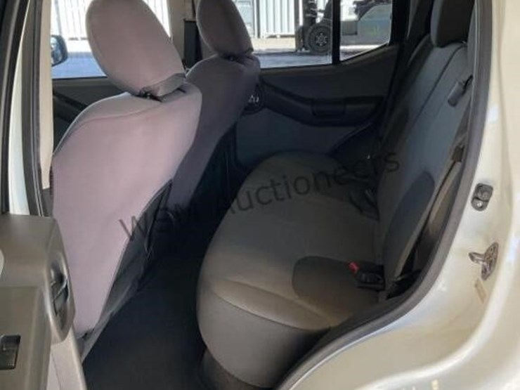 2014-nissan-xterra-image-24