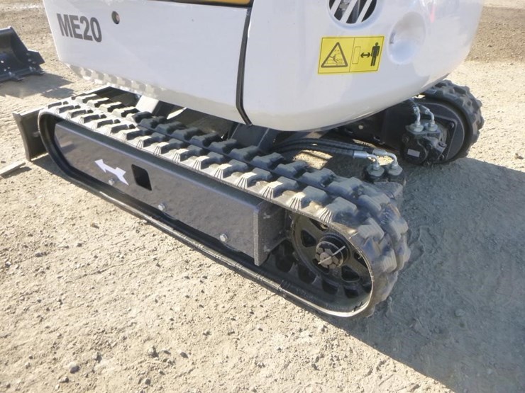 me20-hydraulic-excavator-image-29
