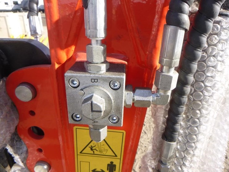 2026-tpm-18hs-hydraulic-excavator-image-13