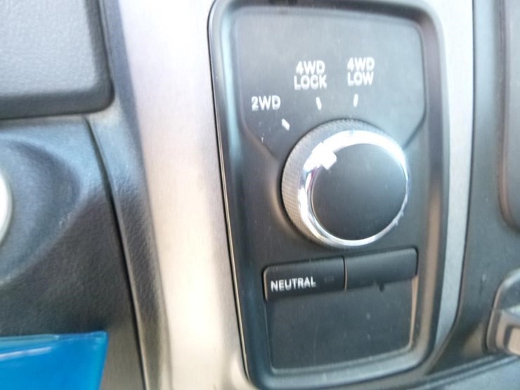 2014-dodge-1500-image-15