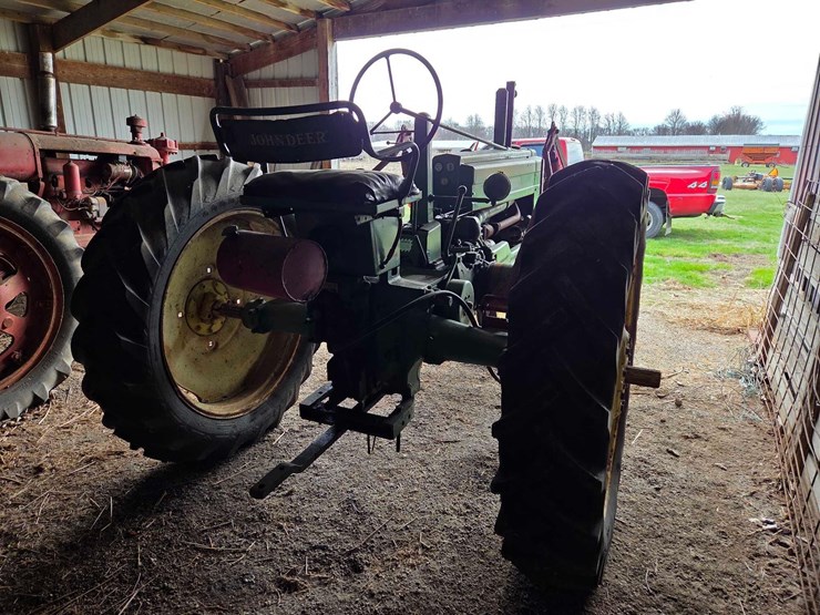 john-deere-b-image-21