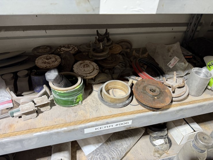 6-shelve-section-of-kerr-&-some-ofm-triplex-pump-parts-image-2