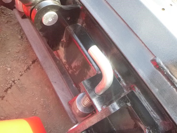 2026-sdlool-323w-skid-steer-loader-image-9