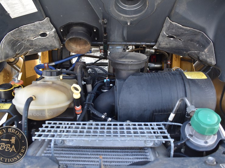 2020-deere-333g-image-41