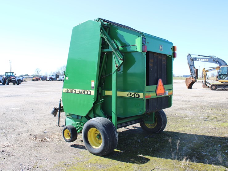john-deere-466-image-2