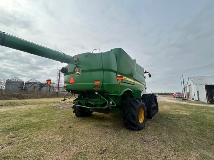 #2401-•-2014-john-deere-s680s-sts-combine-w/-630d-header-and-ja-mar-trailer-image-2